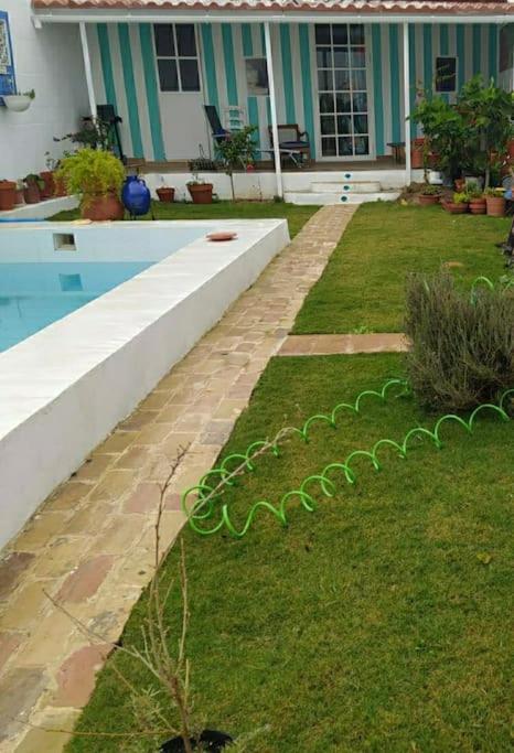 Casa Con Piscina Cerca De Sevilla Carrion de Los Cespedes المظهر الخارجي الصورة